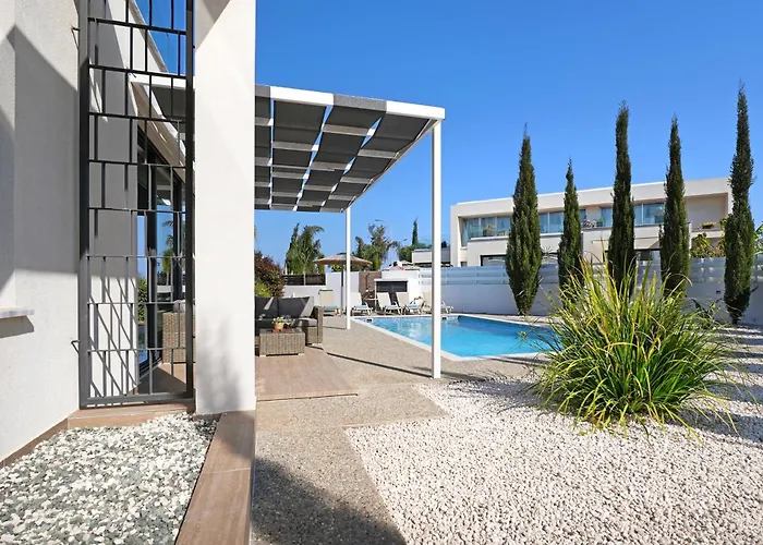 Camellia - 3bed Large Pool Villa Protaras