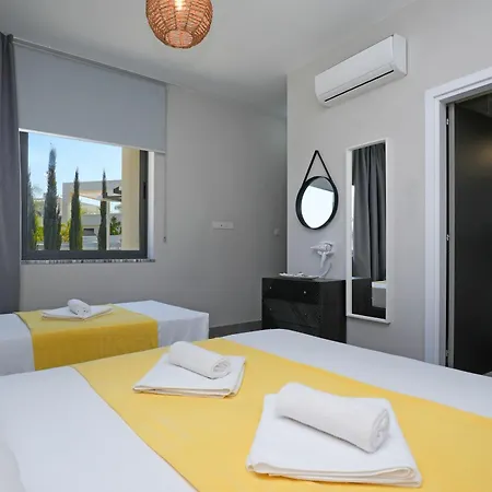 Camellia - 3bed Large Pool