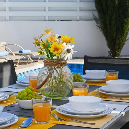 Villa Camellia - 3bed Large Pool