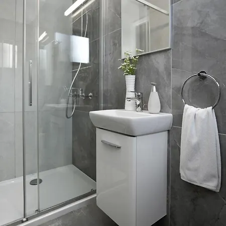 Camellia - 3bed Large Pool *