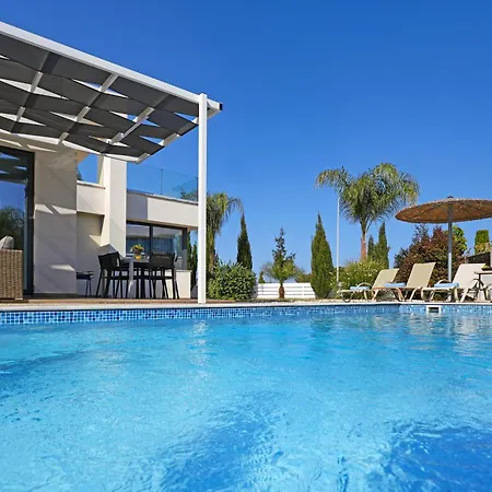 Camellia - 3bed Large Pool プロタラス