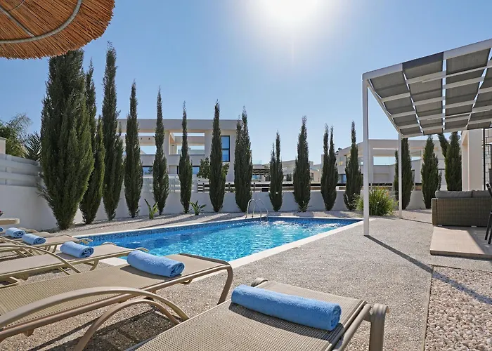 Camellia - 3bed Large Pool *